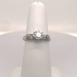 14k White Gold Diamond Ring #3561