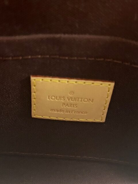 Louis Vuitton Monogram Favorite PM Handbag #4154 - Image 4