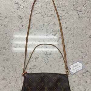 Louis Vuitton Monogram Favorite PM Handbag #4154
