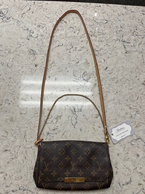 Louis Vuitton Monogram Favorite PM Handbag #4154