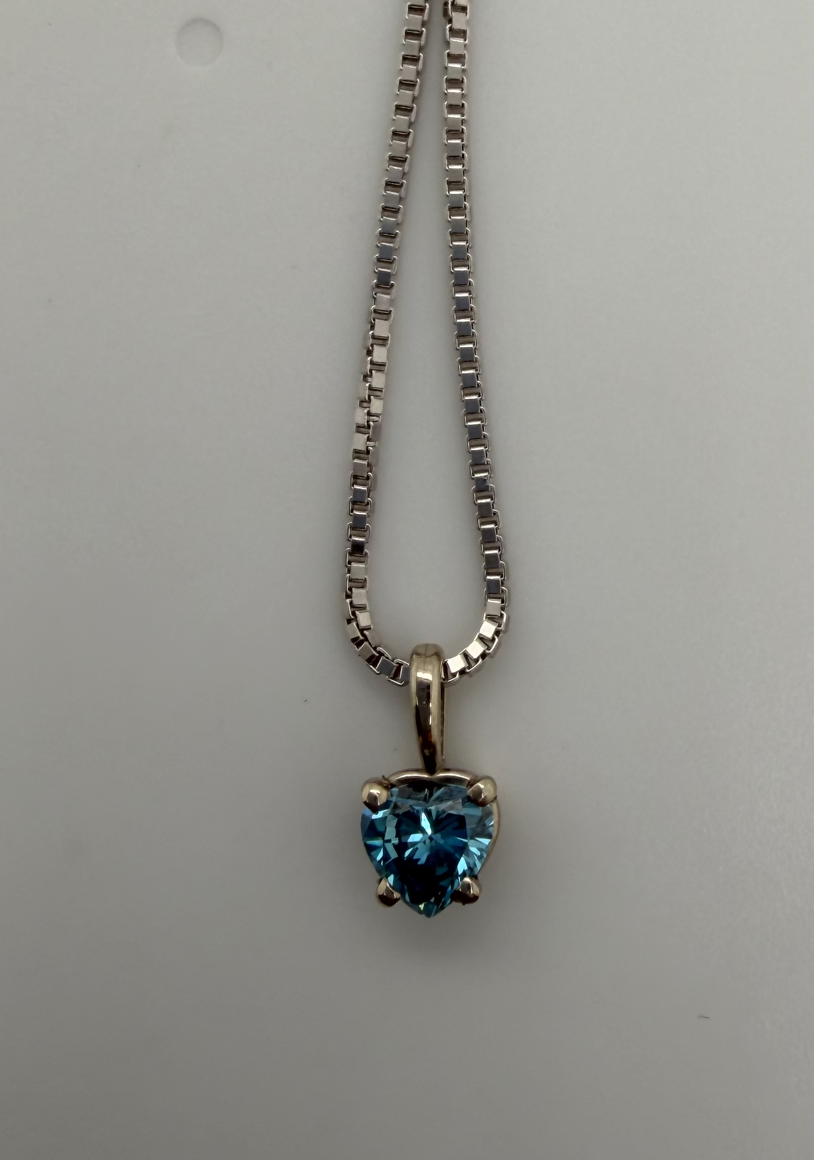 14k White Gold Box Chain w/ Heart-Shaped Blue Diamond #3891